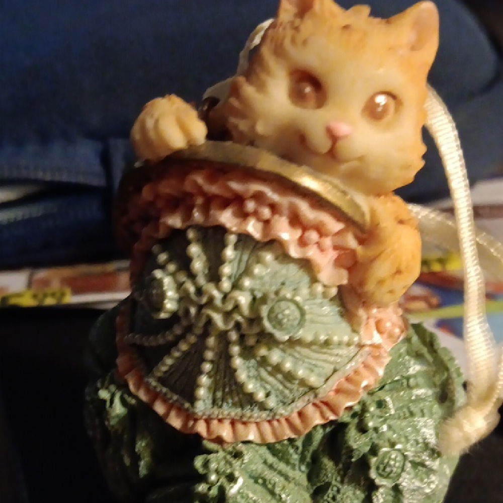 Ganz Collectible Ornament